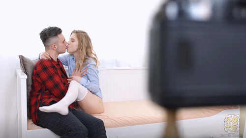 Đêm tân hôn của đôi vợ chồng trẻ tuổi